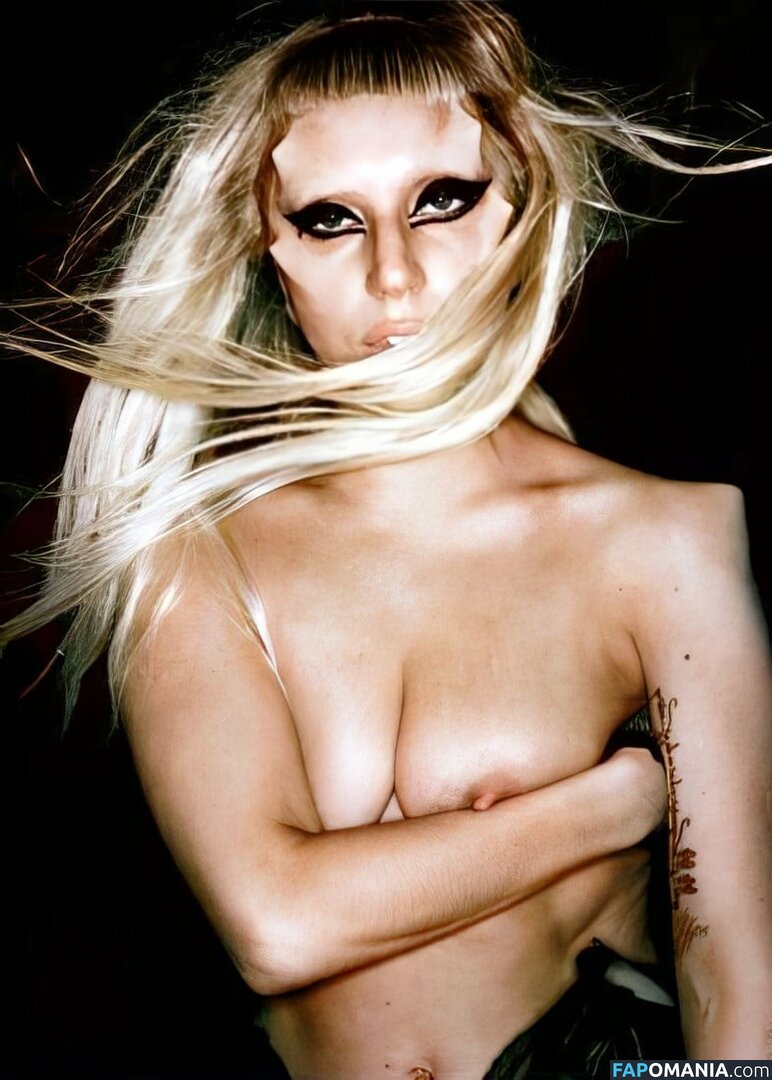 Lady Gaga Обнажённый Утёкшее фото #569