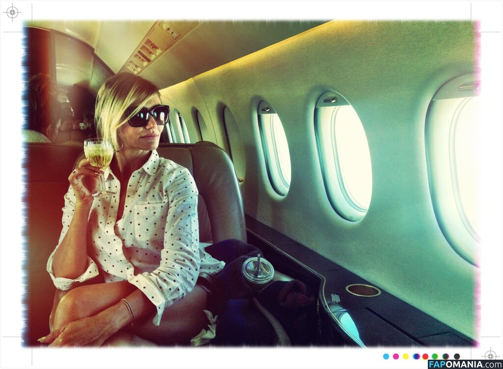 Lake Bell Обнажённый Утёкшее фото #18