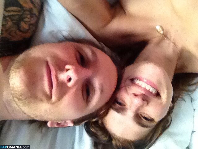 Lake Bell Обнажённый Утёкшее фото #24