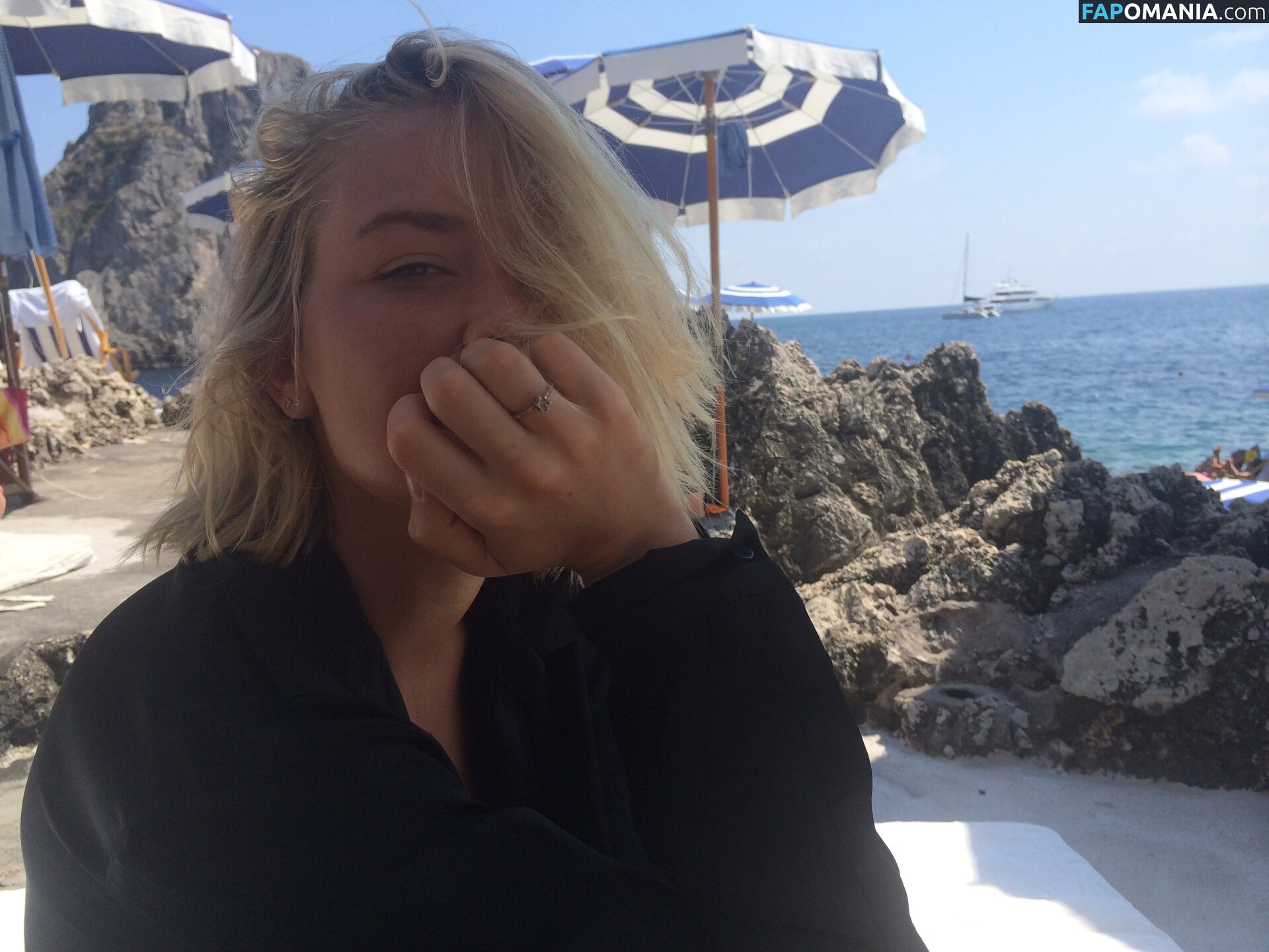 Lara Bingle Обнажённый Утёкшее фото #63