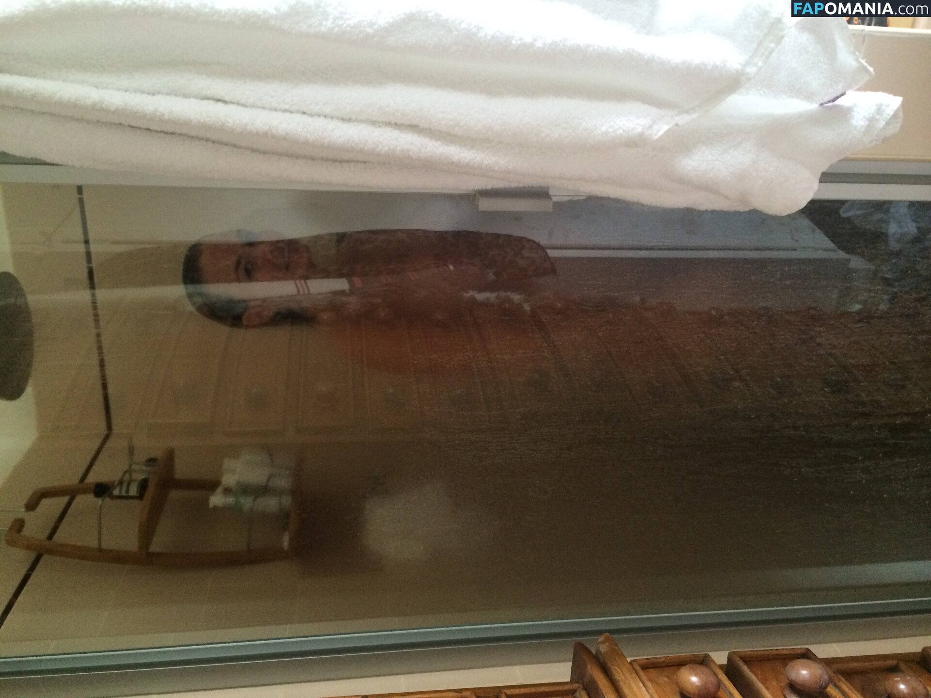 Lara Bingle Обнажённый Утёкшее фото #220