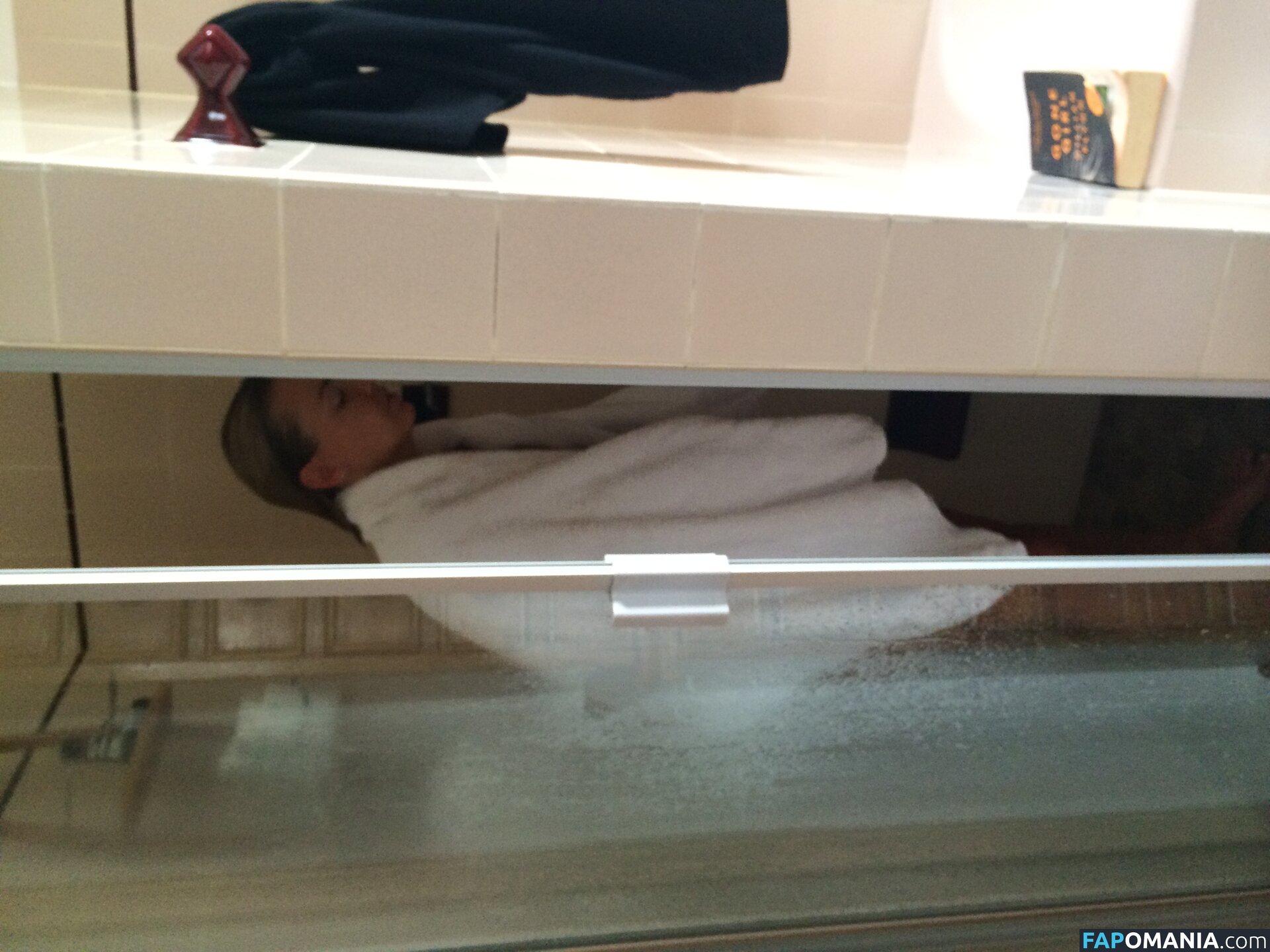 Lara Bingle Обнажённый Утёкшее фото #252