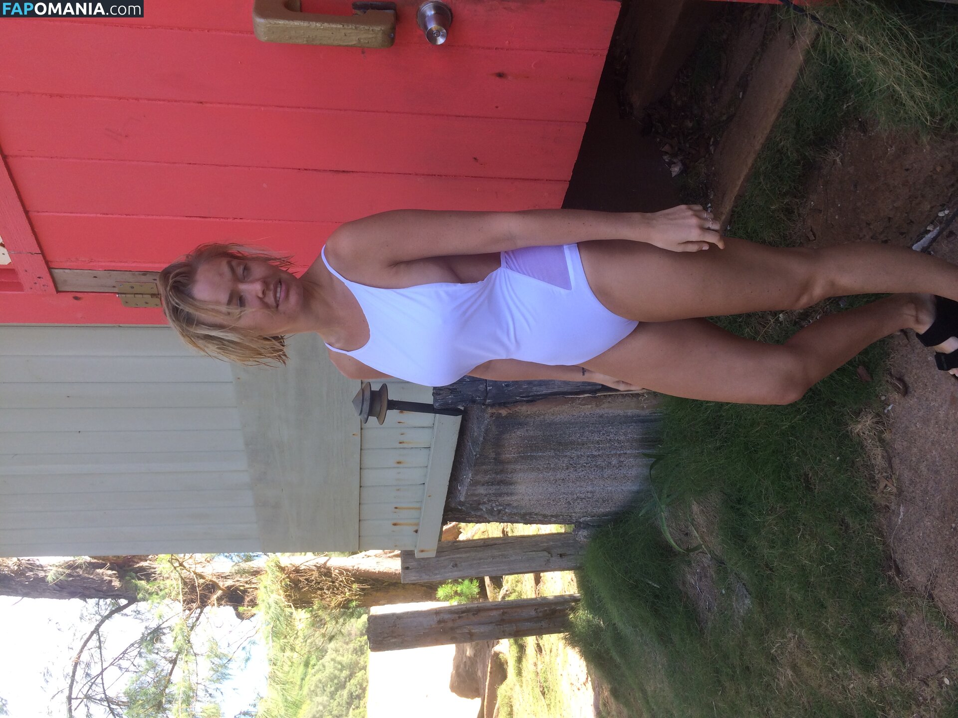 Lara Bingle Обнажённый Утёкшее фото #317