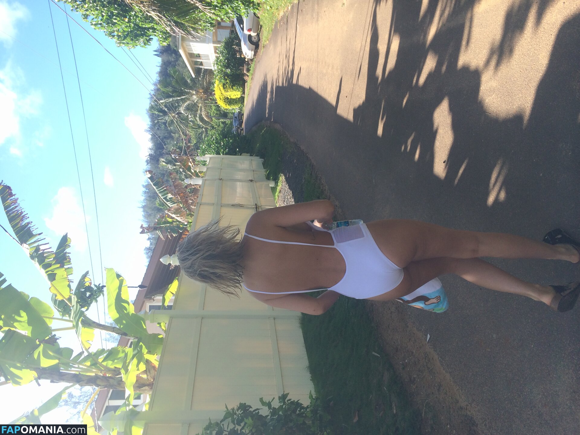 Lara Bingle Обнажённый Утёкшее фото #354