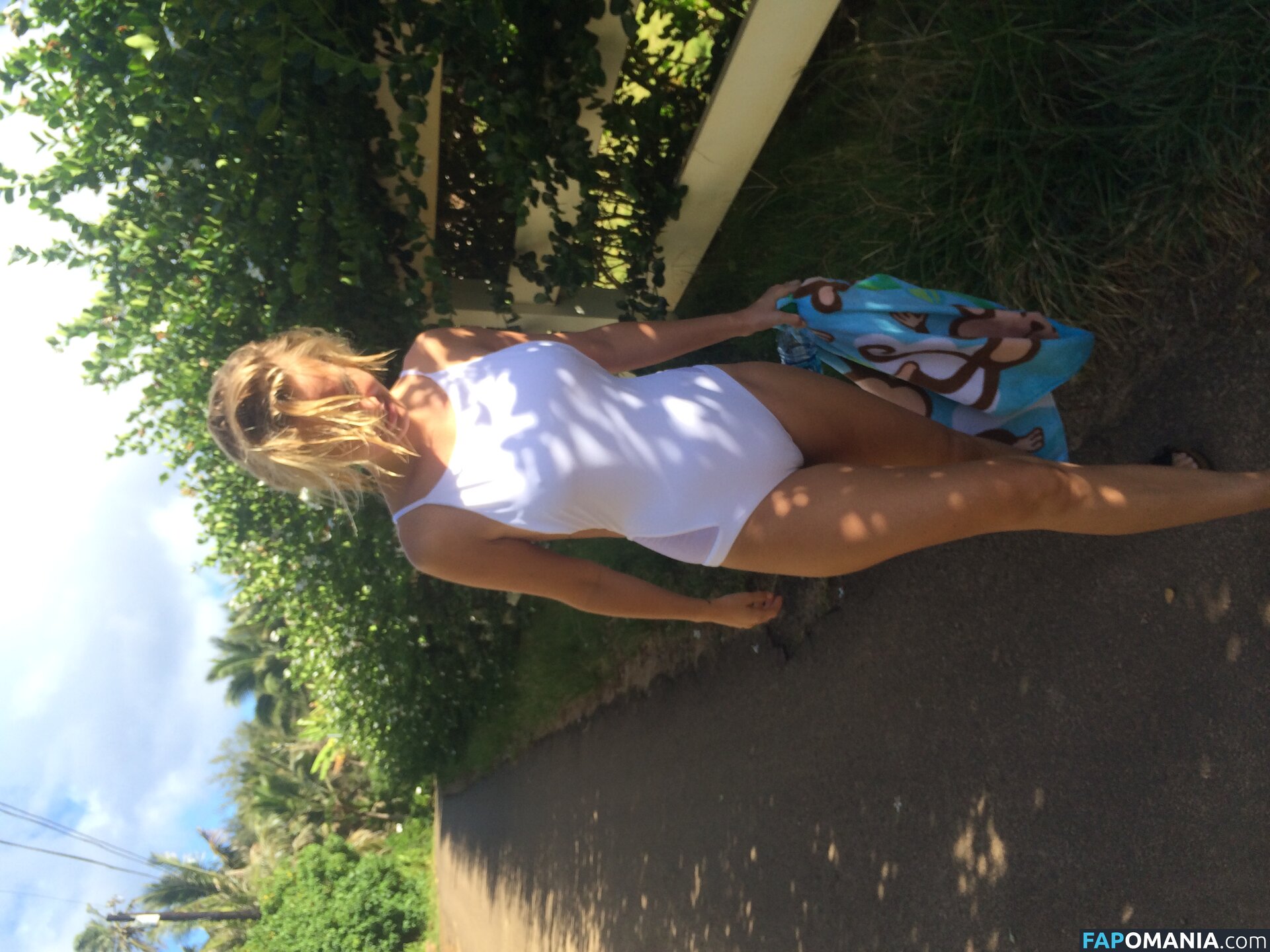 Lara Bingle Обнажённый Утёкшее фото #387