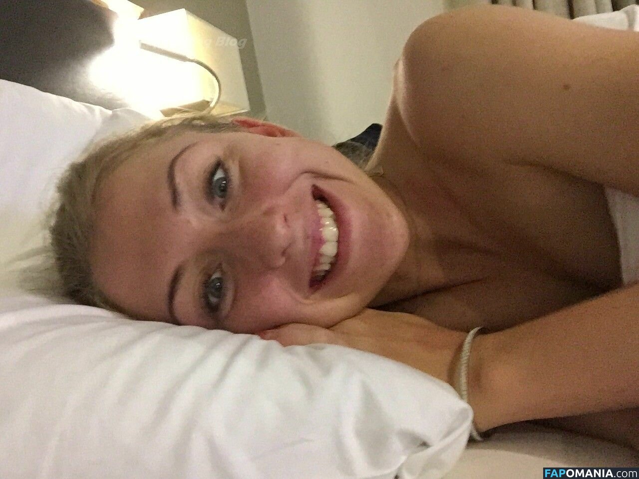Laura Trott Обнажённый Утёкшее фото #2