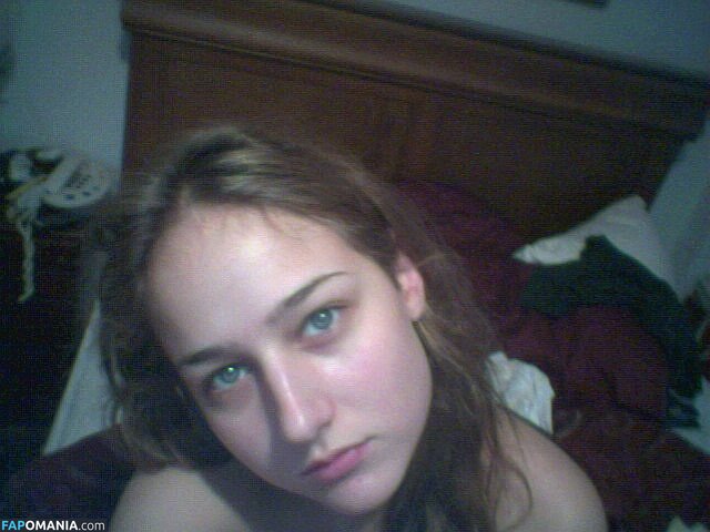 Leelee Sobieski Обнажённый Утёкшее фото #1
