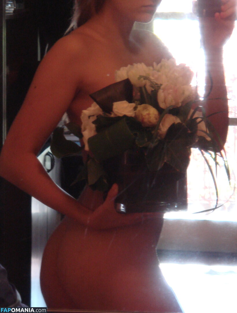 Leelee Sobieski Обнажённый Утёкшее фото #46