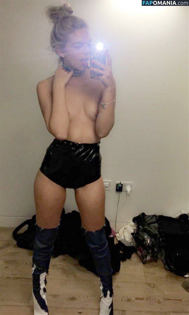 Louisa Johnson Обнажённый Утёкшее фото #44