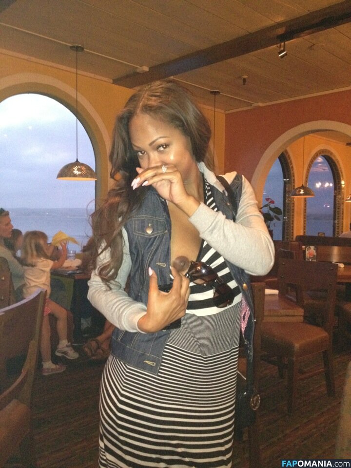 Meagan Good Обнажённый Утёкшее фото #2