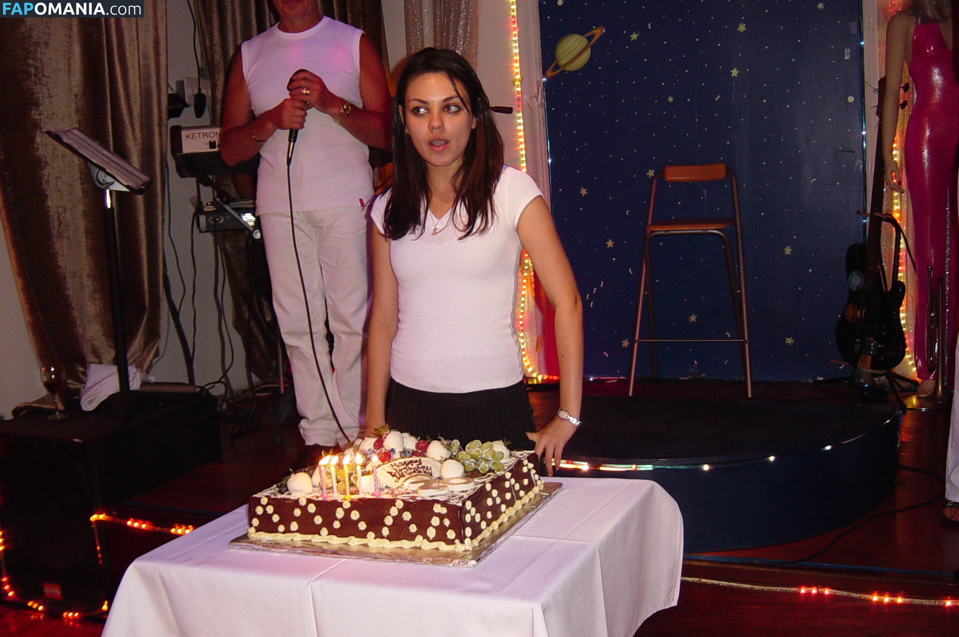 Mila Kunis Обнажённый Утёкшее фото #17