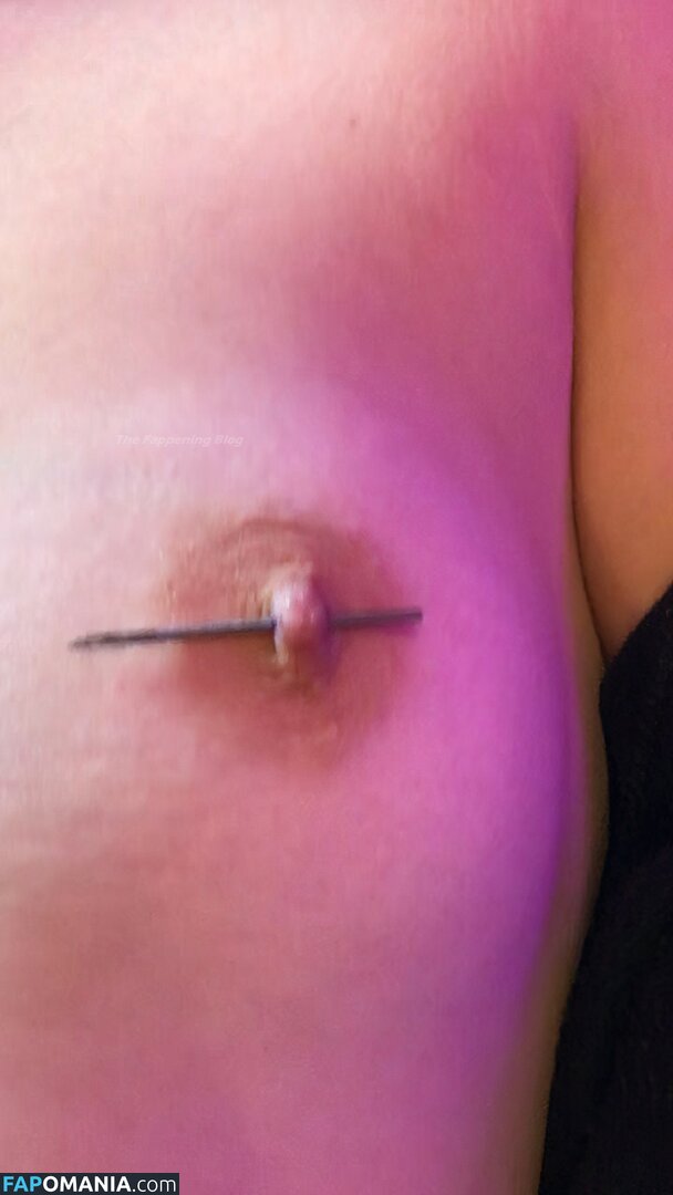 Noah Cyrus Обнажённый Утёкшее фото #5