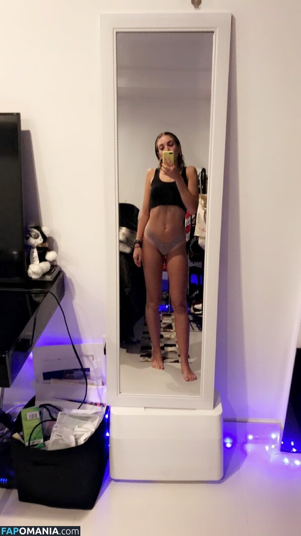 Noah Cyrus Обнажённый Утёкшее фото #54