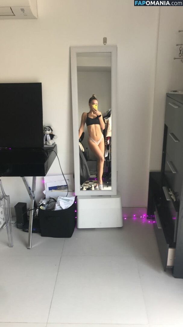 Noah Cyrus Обнажённый Утёкшее фото #87