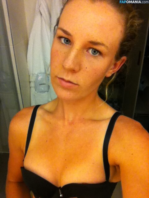 Olivia Rogowska Обнажённый Утёкшее фото #5