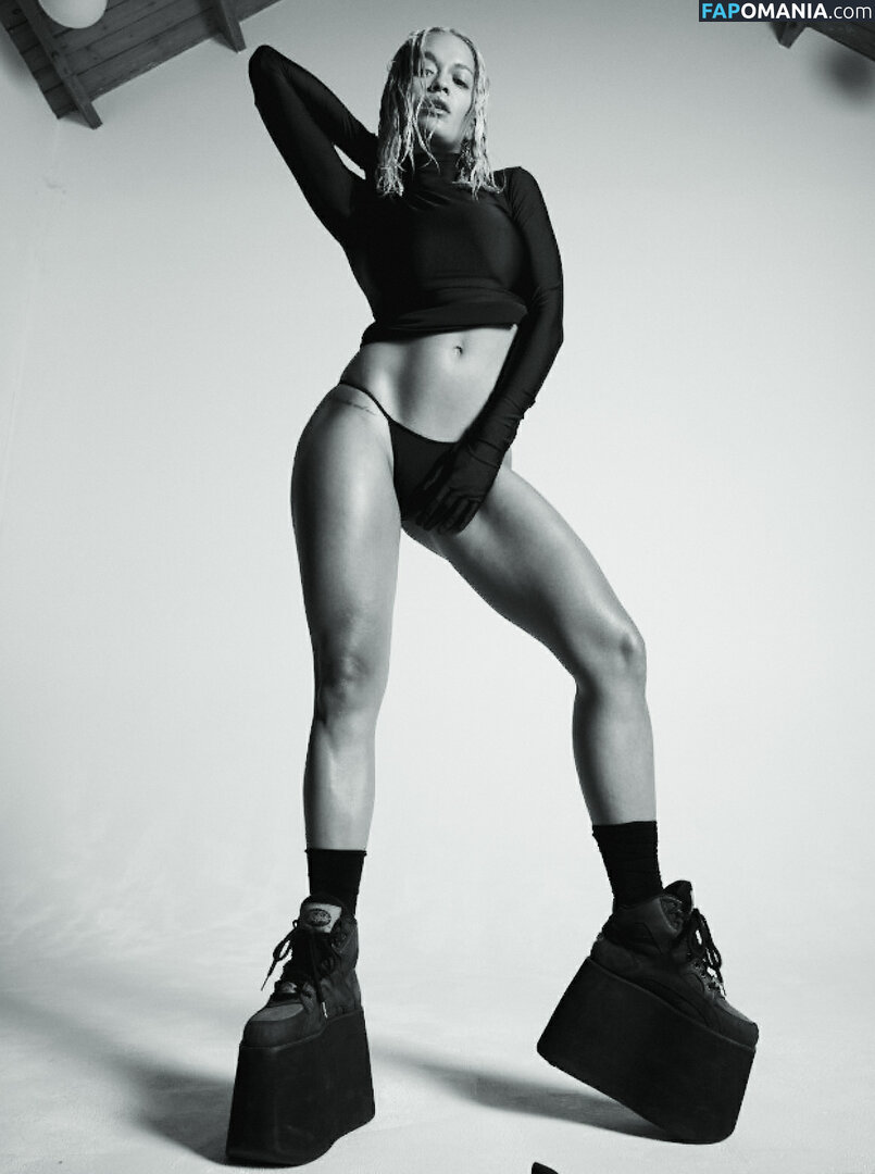 Rita Ora Обнажённый Утёкшее фото #135