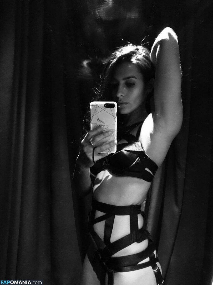 Sair Khan Обнажённый Утёкшее фото #1