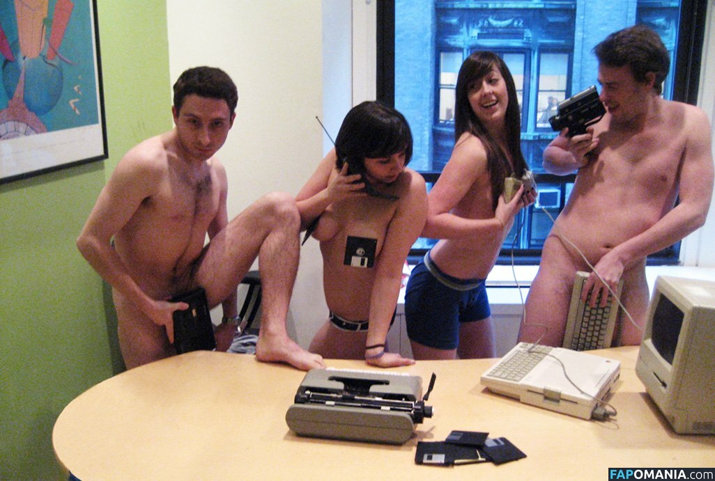 Sarah Schneider Обнажённый Утёкшее фото #17