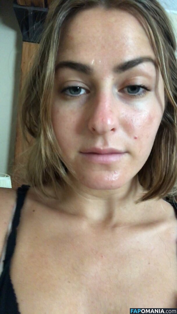 Scout Taylor Compton Обнажённый Утёкшее фото #32