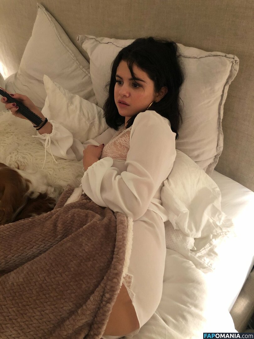 Selena Gomez Обнажённый Утёкшее фото #18