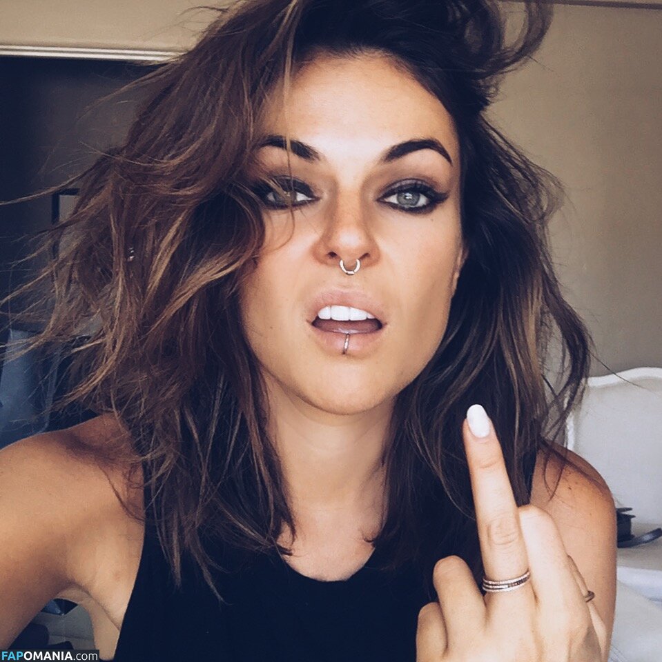 Serinda Swan Обнажённый Утёкшее фото #70