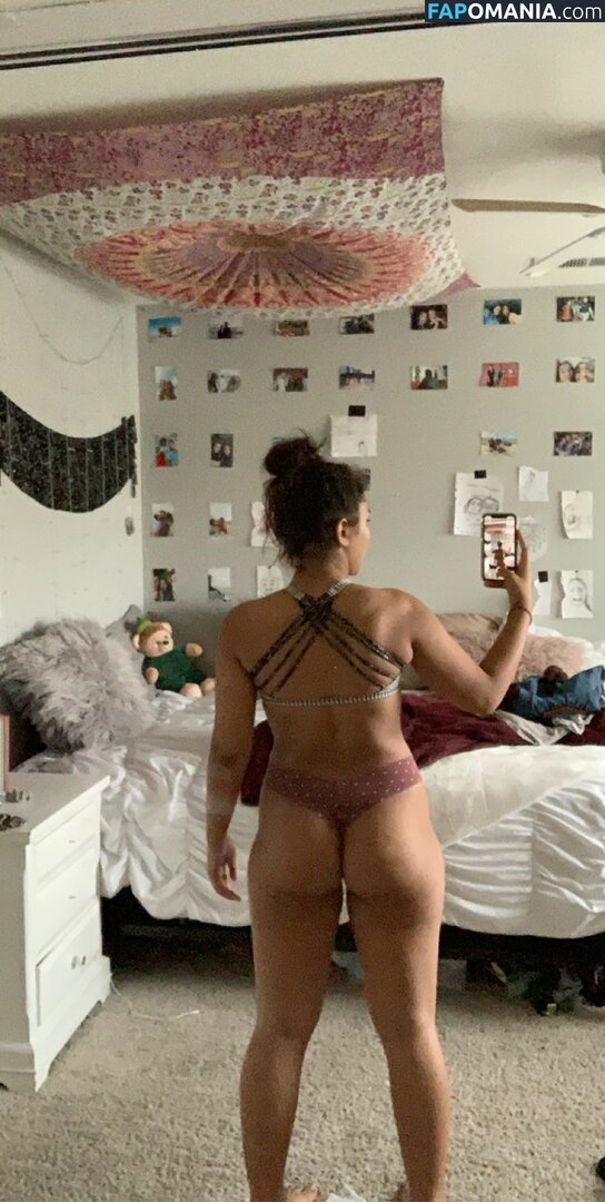Sienna Mae Gomez / sienna_mae / siennamaegomez Обнажённый OnlyFans  Утёкшее фото #660