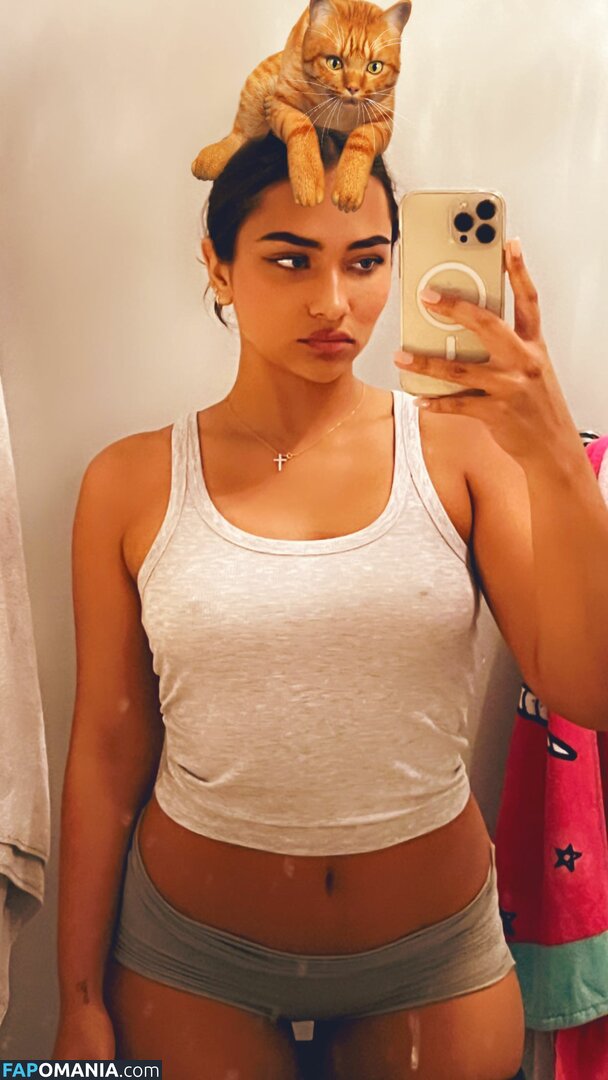 Sienna Mae Gomez / sienna_mae / siennamaegomez Обнажённый OnlyFans  Утёкшее фото #689