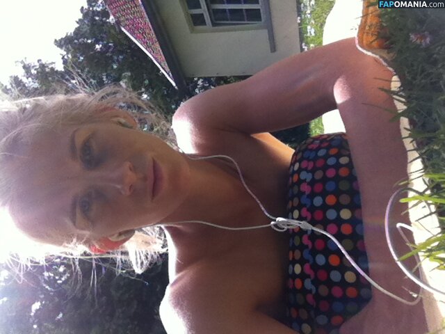 Sofia Jakobsson Обнажённый Утёкшее фото #13