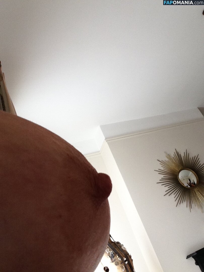 Sue Perkins Обнажённый Утёкшее фото #1