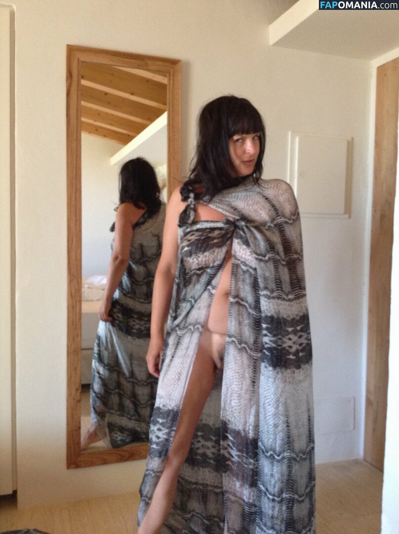 Sue Perkins Обнажённый Утёкшее фото #11