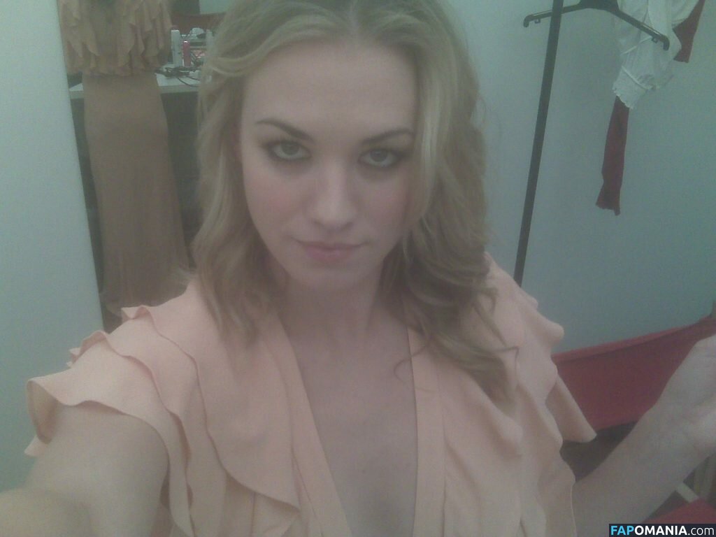 Yvonne Strahovski Обнажённый Утёкшее фото #35