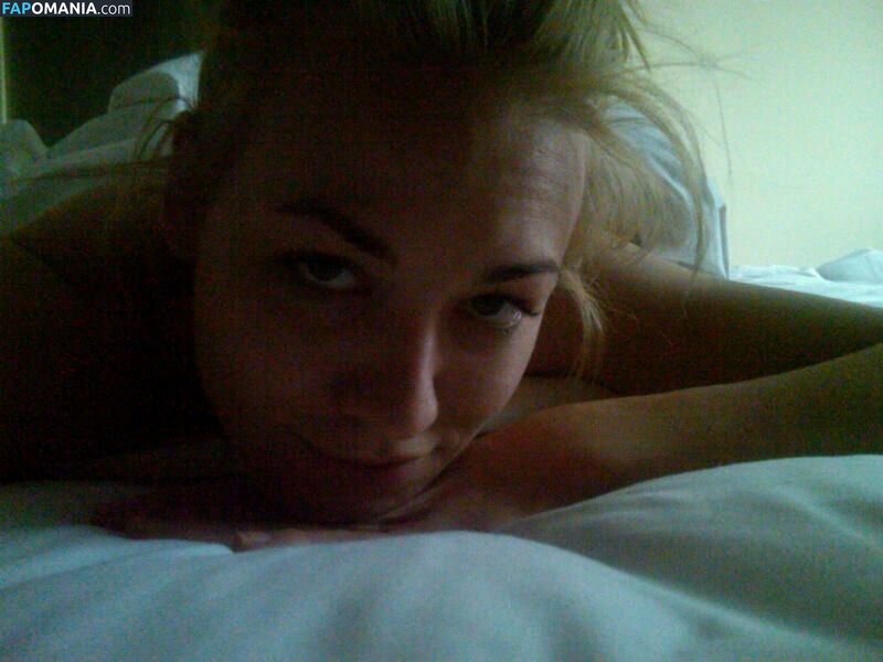 Yvonne Strahovski Обнажённый Утёкшее фото #36