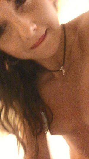 Zizi Strallen