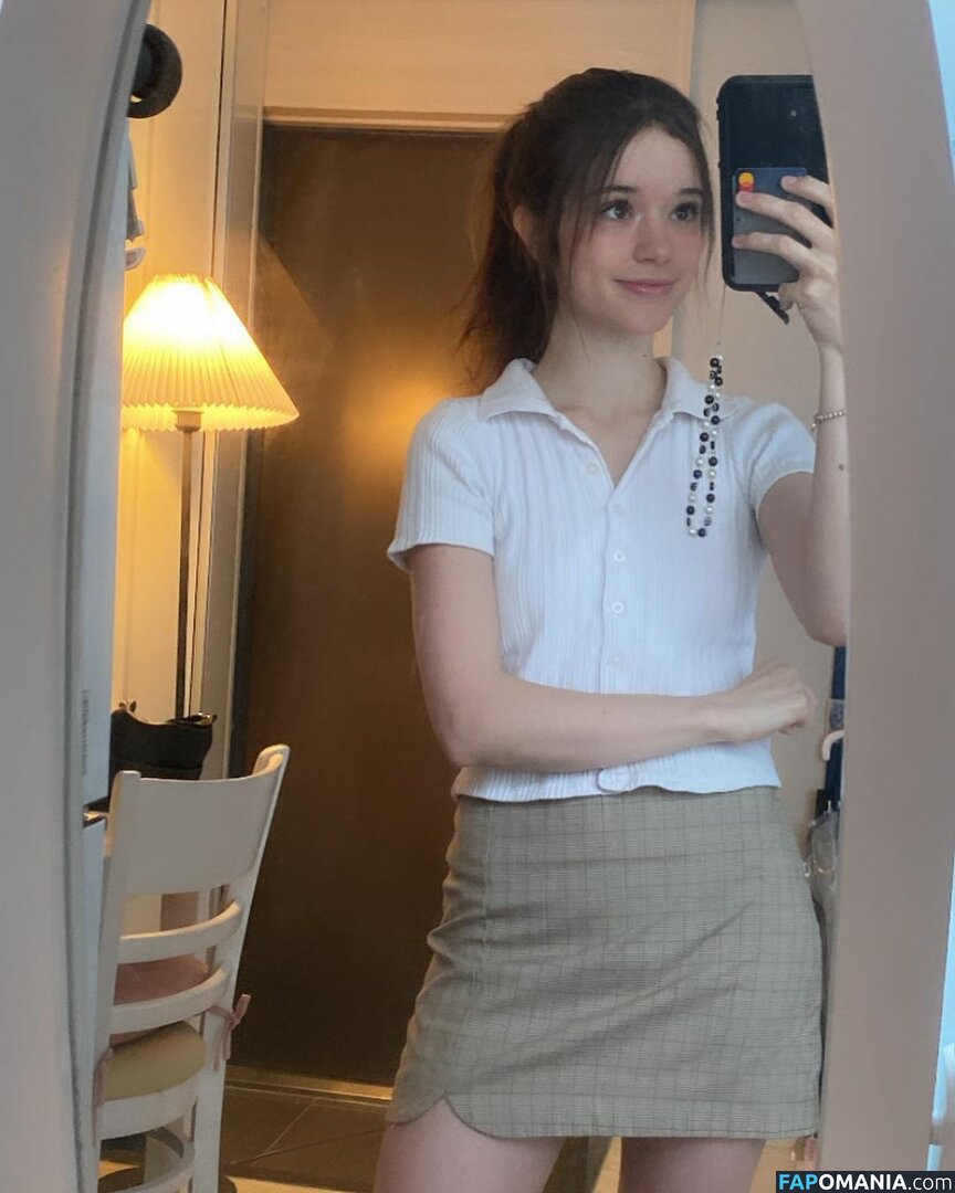  / A_Bit_Rebecca / A_Little_Rebecca Обнажённый OnlyFans  Утёкшее фото #3