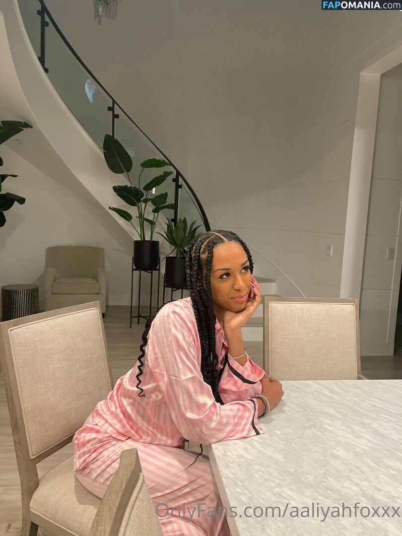 aaliyah.foxx / aaliyahfoxxx Обнажённый OnlyFans  Утёкшее фото #1