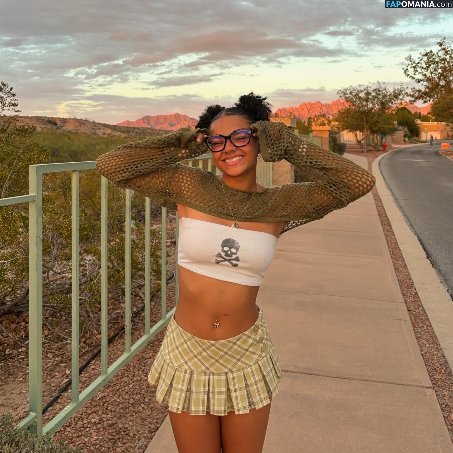 Abbey Road / abbeyyrd Обнажённый OnlyFans  Утёкшее фото #4