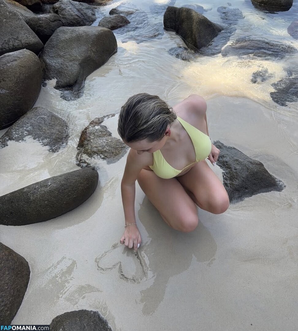 Abbie May / AbbieMay13 / https: Обнажённый OnlyFans  Утёкшее фото #1