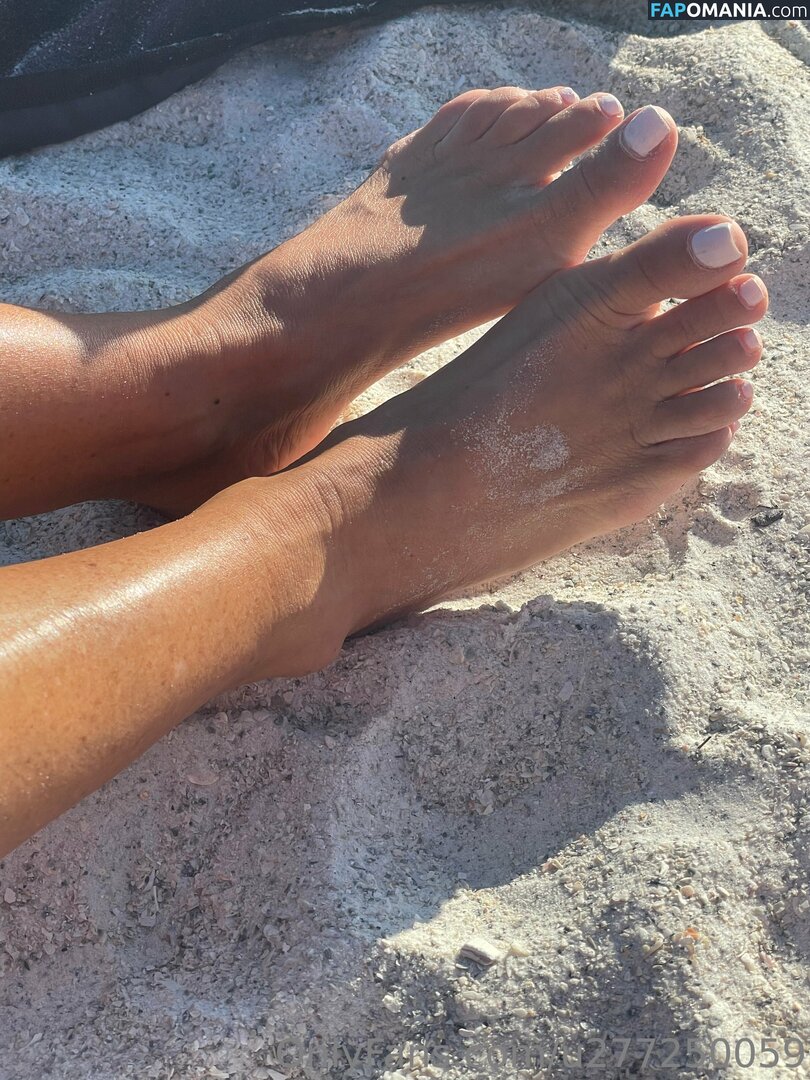 abbyrosesexyfeet Обнажённый OnlyFans  Утёкшее фото #3