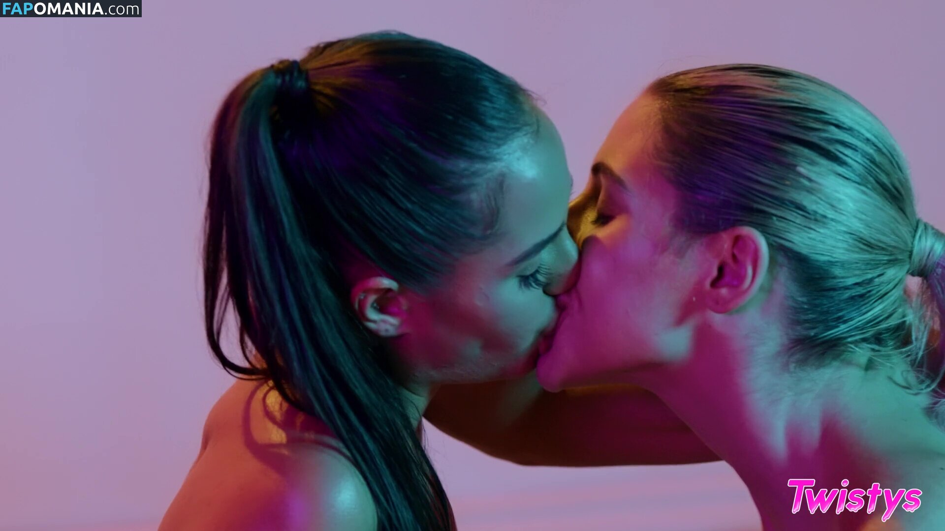 Abella Danger / abelladanger / dangershewrote Обнажённый OnlyFans  Утёкшее фото #7