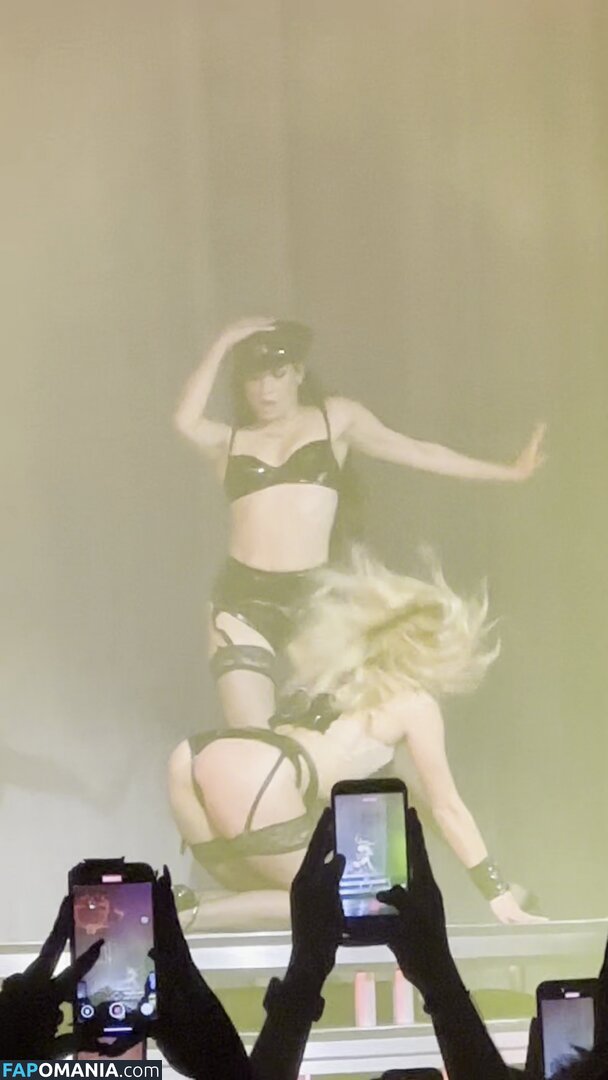 Addison Rae / addie_the_baddie / addisonraee Обнажённый OnlyFans  Утёкшее фото #50