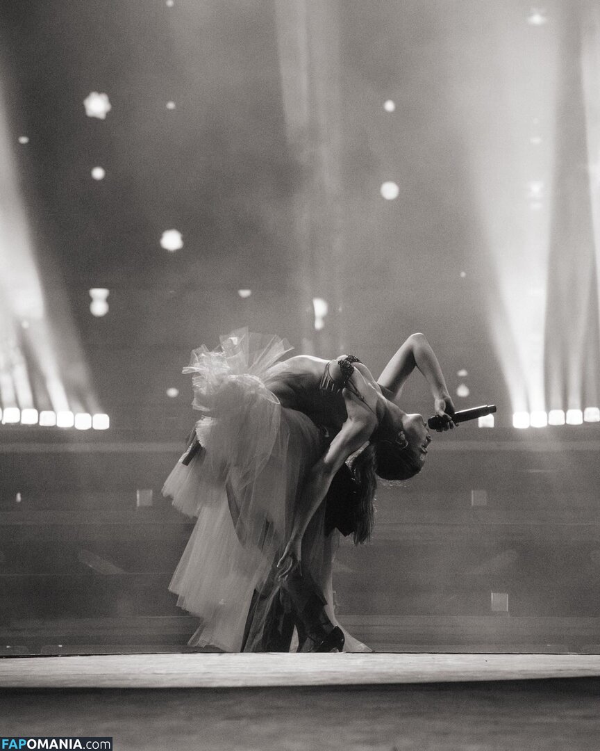 Addison Rae / addie_the_baddie / addisonraee Обнажённый OnlyFans  Утёкшее фото #74