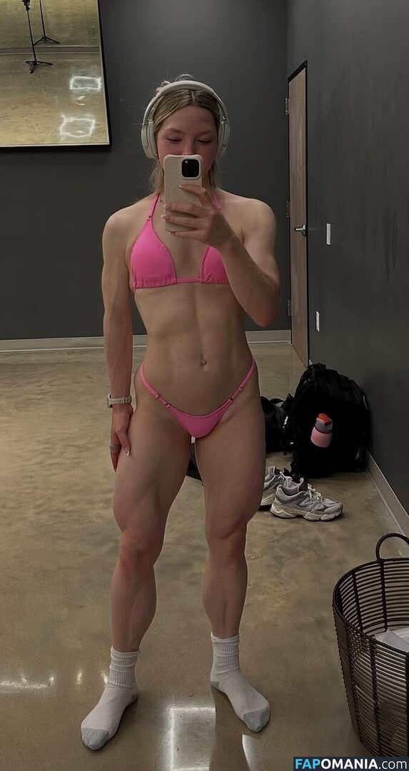 Addison Shields / addisonbrinley Обнажённый OnlyFans  Утёкшее фото #6