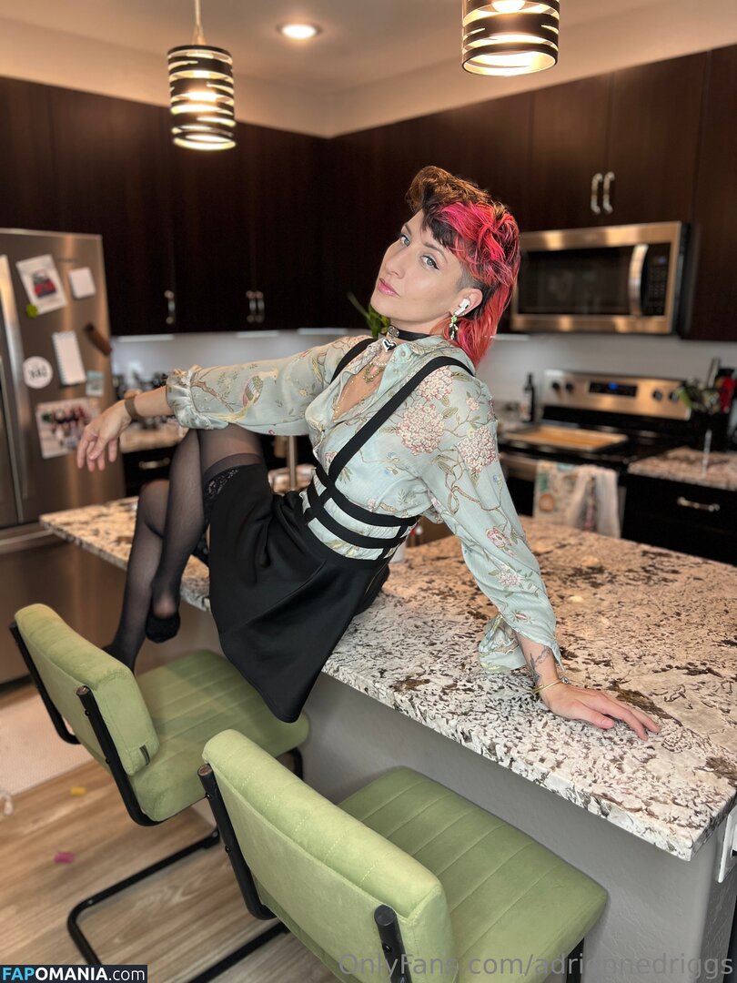 adrienne.driggs / adriennedriggs Обнажённый OnlyFans  Утёкшее фото #10