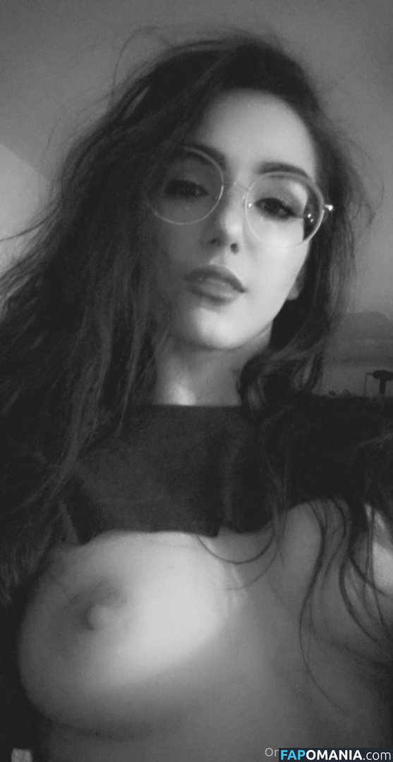 aevimari Обнажённый OnlyFans  Утёкшее фото #7