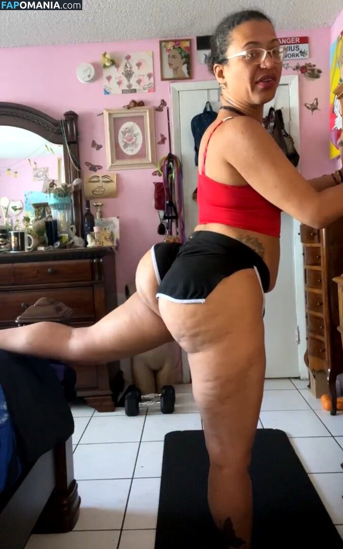 2xthesunshineinc / Afiya Sunshine / AfiyaSunshine / https: / queenafiyasunshine Обнажённый OnlyFans  Утёкшее фото #12