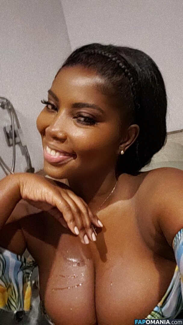 Afrolatina / afrolatinas_ / ebony latinas Обнажённый OnlyFans  Утёкшее фото #10