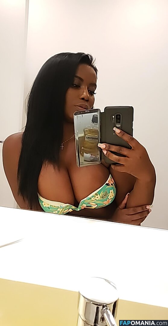 Afrolatina / afrolatinas_ / ebony latinas Обнажённый OnlyFans  Утёкшее фото #12