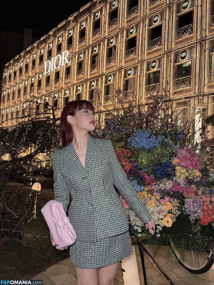 Aina The End / ainatheend_official Обнажённый OnlyFans  Утёкшее фото #1