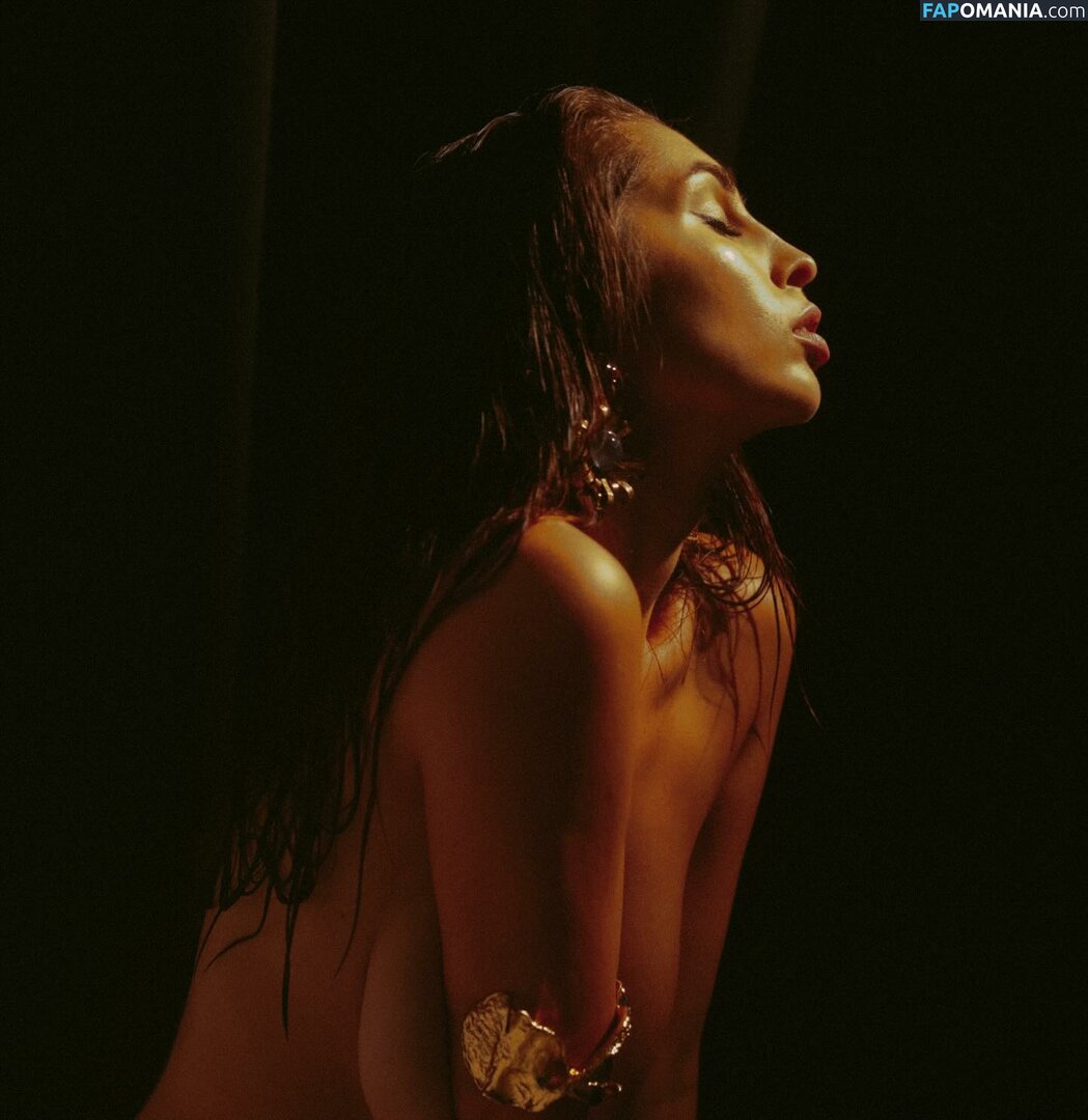 aisultanaxx / aisux Обнажённый OnlyFans  Утёкшее фото #209