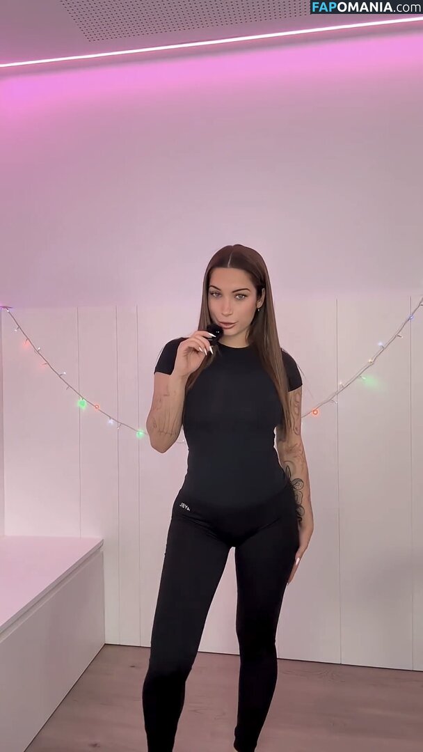 GiveMeSalmon / acumagirl / akumagirrl / littlelai Обнажённый OnlyFans  Утёкшее фото #4